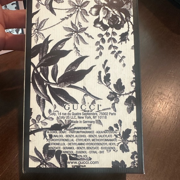 GUCCI Bloom Nettare Di Fiori An intensely sensual and feminine fragrance. - Picture 4 of 11